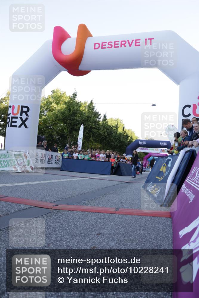06.09.2026 - CURREX Alsterlauf Yannick Fuchs http://msf.ph/oto/10228241 06.09.2026 10:46:51 Ziel  meine-sportfotos.de