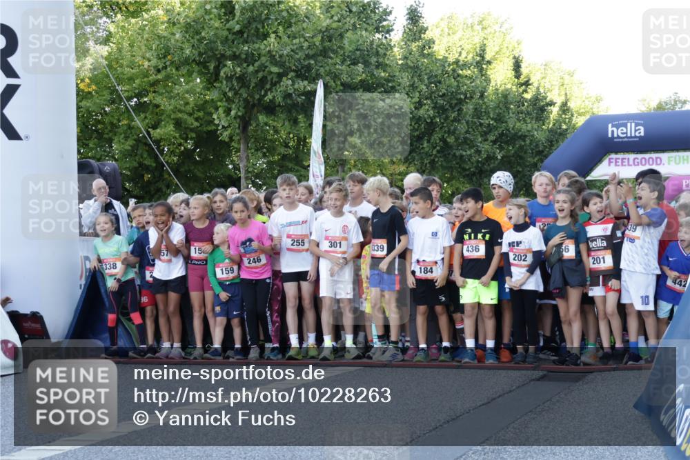 06.09.2026 - CURREX Alsterlauf Yannick Fuchs http://msf.ph/oto/10228263 06.09.2026 10:48:22 Ziel  meine-sportfotos.de