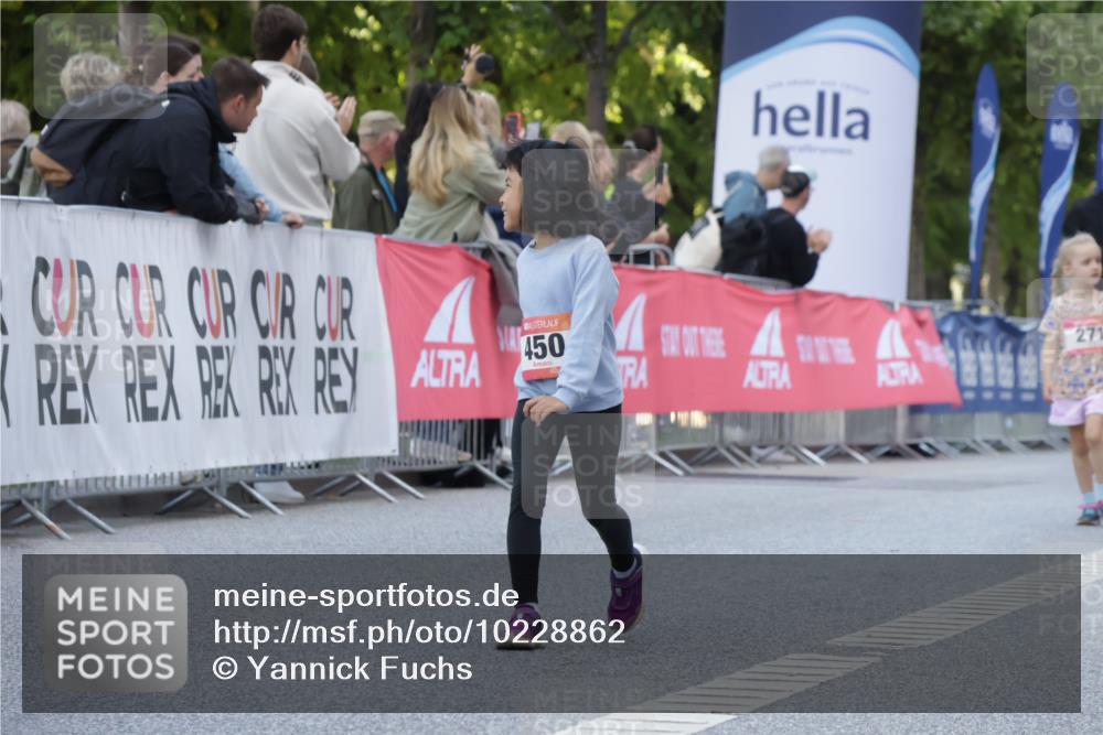 06.09.2026 - CURREX Alsterlauf Yannick Fuchs http://msf.ph/oto/10228862 06.09.2026 10:56:11 Ziel 152, 450 meine-sportfotos.de