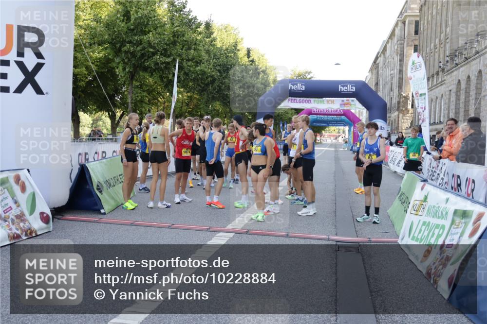 06.09.2026 - CURREX Alsterlauf Yannick Fuchs http://msf.ph/oto/10228884 06.09.2026 10:59:40 Ziel  meine-sportfotos.de