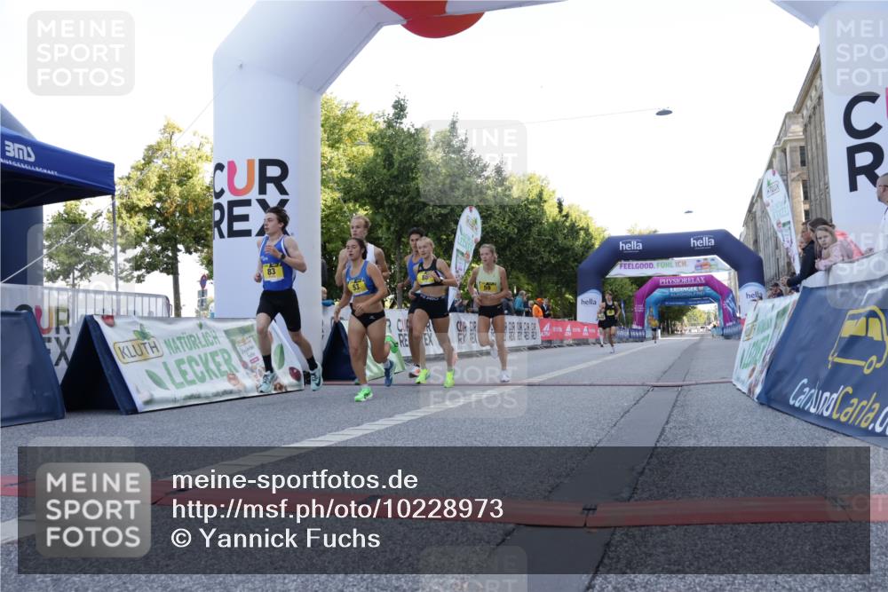 06.09.2026 - CURREX Alsterlauf Yannick Fuchs http://msf.ph/oto/10228973 06.09.2026 11:04:22 Ziel 51, 53, 59, 67, 77, 80, 83, 85, 88, 1074 meine-sportfotos.de