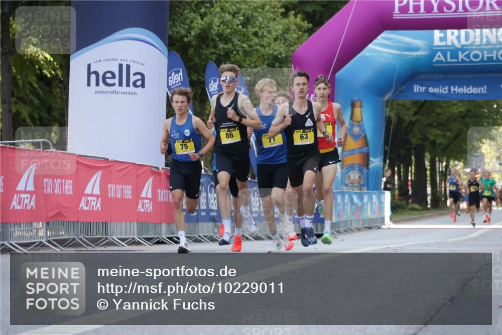 06.09.2026 - CURREX Alsterlauf Yannick Fuchs http://msf.ph/oto/10229011 06.09.2026 11:07:03 Ziel 63, 71, 86 meine-sportfotos.de