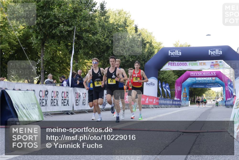 06.09.2026 - CURREX Alsterlauf Yannick Fuchs http://msf.ph/oto/10229016 06.09.2026 11:07:06 Ziel 63, 64, 71, 75, 78, 86, 87 meine-sportfotos.de