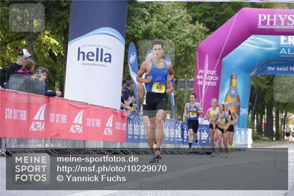 06.09.2026 - CURREX Alsterlauf Yannick Fuchs http://msf.ph/oto/10229070 06.09.2026 11:07:47 Ziel 51, 67, 72, 85, 1074 meine-sportfotos.de