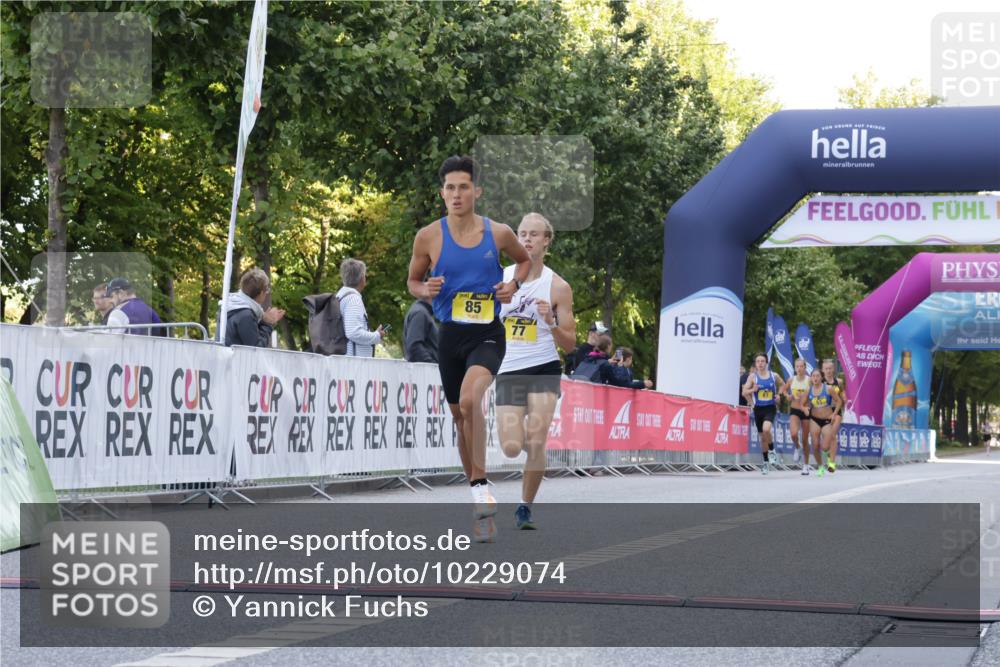 06.09.2026 - CURREX Alsterlauf Yannick Fuchs http://msf.ph/oto/10229074 06.09.2026 11:07:50 Ziel 72, 77, 85 meine-sportfotos.de