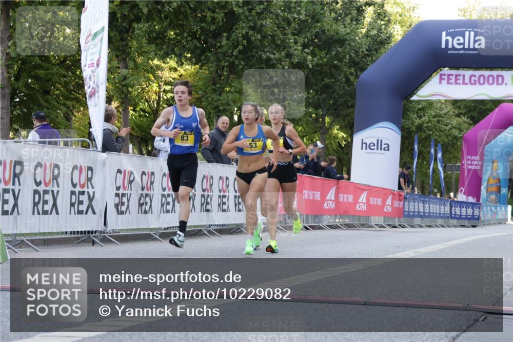 06.09.2026 - CURREX Alsterlauf Yannick Fuchs http://msf.ph/oto/10229082 06.09.2026 11:07:55 Ziel 53, 59, 77, 83, 85, 88 meine-sportfotos.de