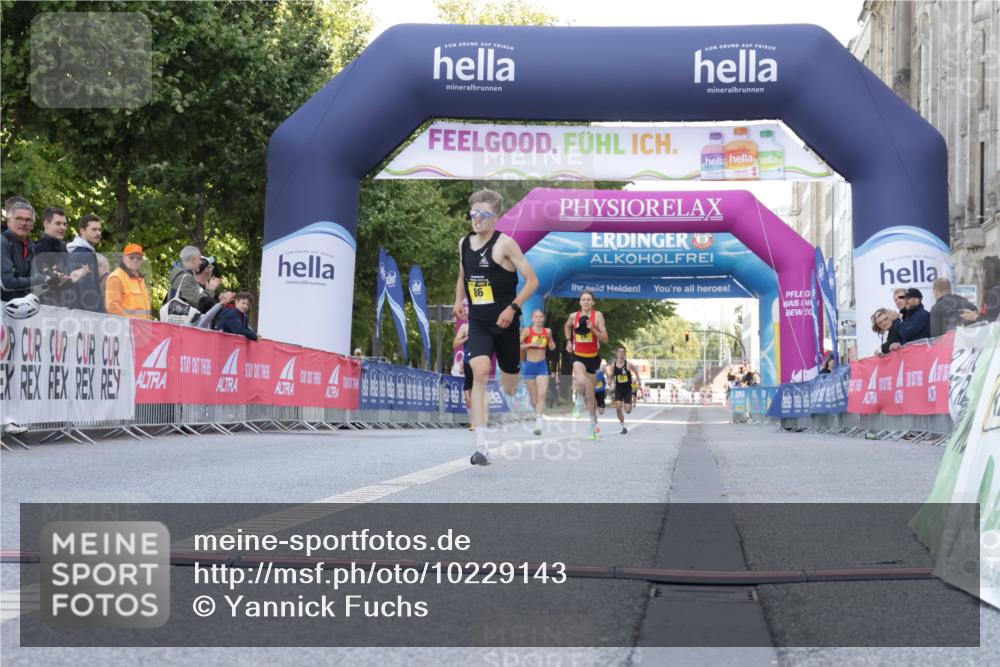 06.09.2026 - CURREX Alsterlauf Yannick Fuchs http://msf.ph/oto/10229143 06.09.2026 11:16:11 Ziel 80, 86 meine-sportfotos.de
