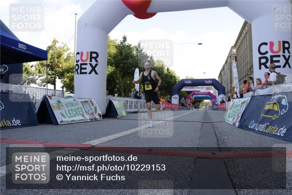 06.09.2026 - CURREX Alsterlauf Yannick Fuchs http://msf.ph/oto/10229153 06.09.2026 11:16:13 Ziel 71, 78, 80, 86 meine-sportfotos.de