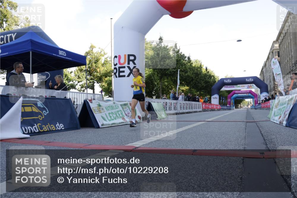 06.09.2026 - CURREX Alsterlauf Yannick Fuchs http://msf.ph/oto/10229208 06.09.2026 11:16:54 Ziel 79 meine-sportfotos.de