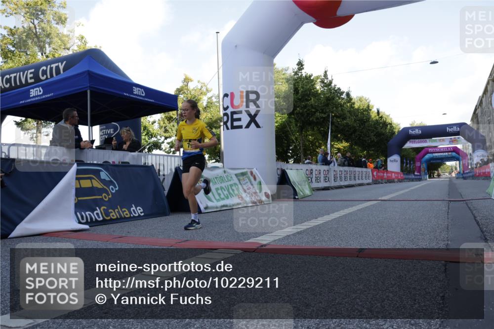 06.09.2026 - CURREX Alsterlauf Yannick Fuchs http://msf.ph/oto/10229211 06.09.2026 11:16:55 Ziel 79 meine-sportfotos.de