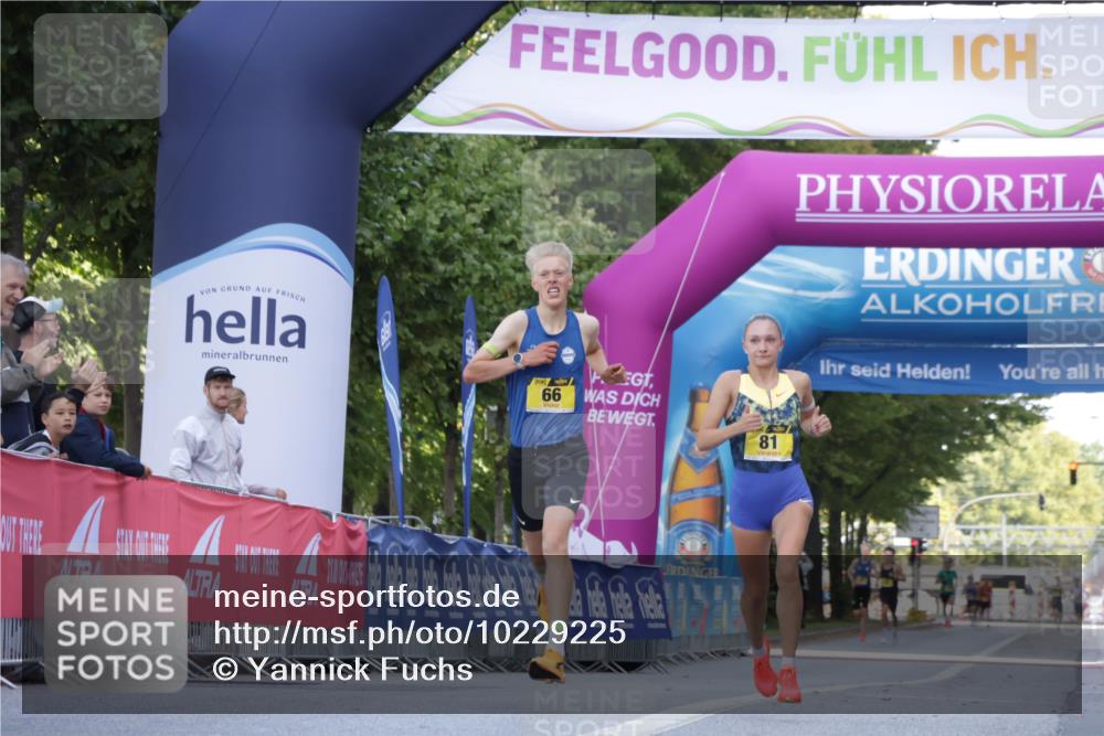 06.09.2026 - CURREX Alsterlauf Yannick Fuchs http://msf.ph/oto/10229225 06.09.2026 11:17:15 Ziel 66, 76, 81 meine-sportfotos.de