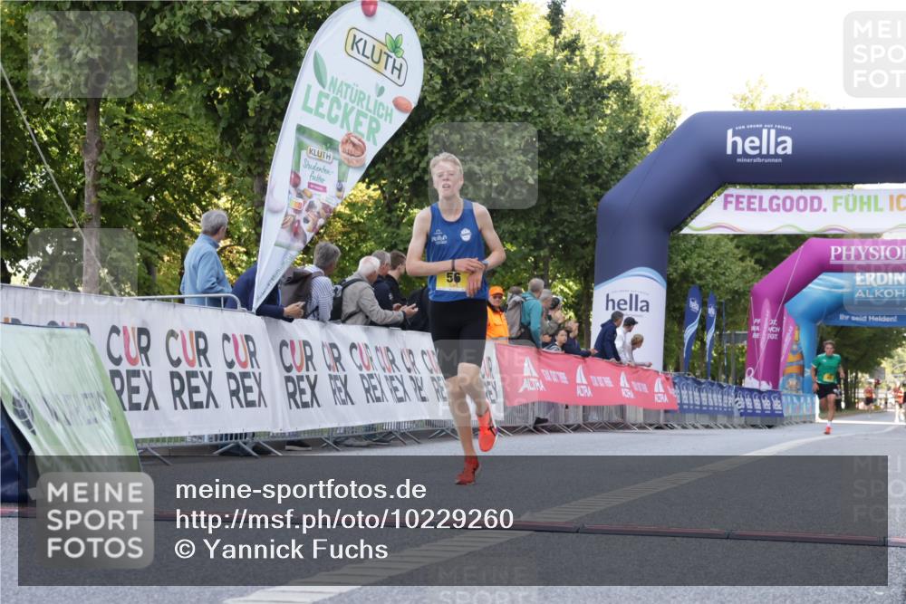 06.09.2026 - CURREX Alsterlauf Yannick Fuchs http://msf.ph/oto/10229260 06.09.2026 11:17:40 Ziel 56, 69 meine-sportfotos.de
