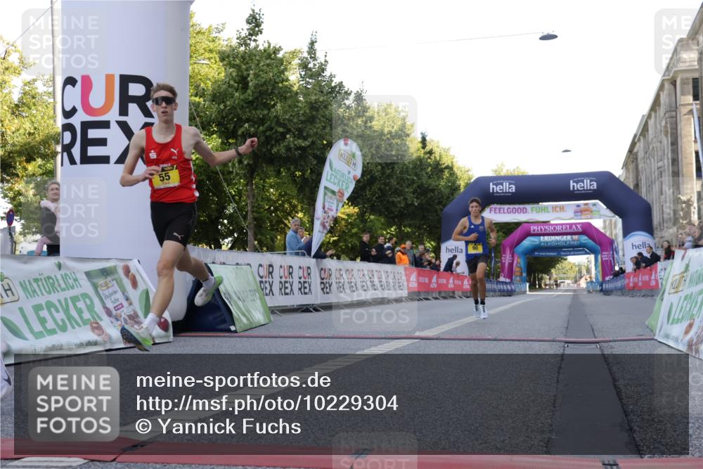 06.09.2026 - CURREX Alsterlauf Yannick Fuchs http://msf.ph/oto/10229304 06.09.2026 11:18:00 Ziel 55, 67, 72, 90, 1074 meine-sportfotos.de