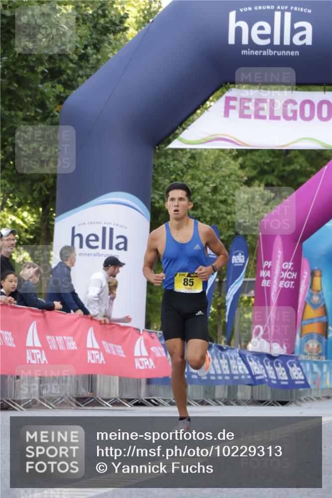 06.09.2026 - CURREX Alsterlauf Yannick Fuchs http://msf.ph/oto/10229313 06.09.2026 11:18:21 Ziel 85 meine-sportfotos.de