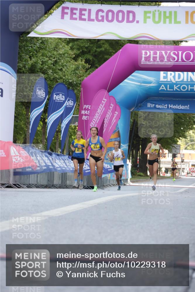 06.09.2026 - CURREX Alsterlauf Yannick Fuchs http://msf.ph/oto/10229318 06.09.2026 11:18:31 Ziel 85 meine-sportfotos.de