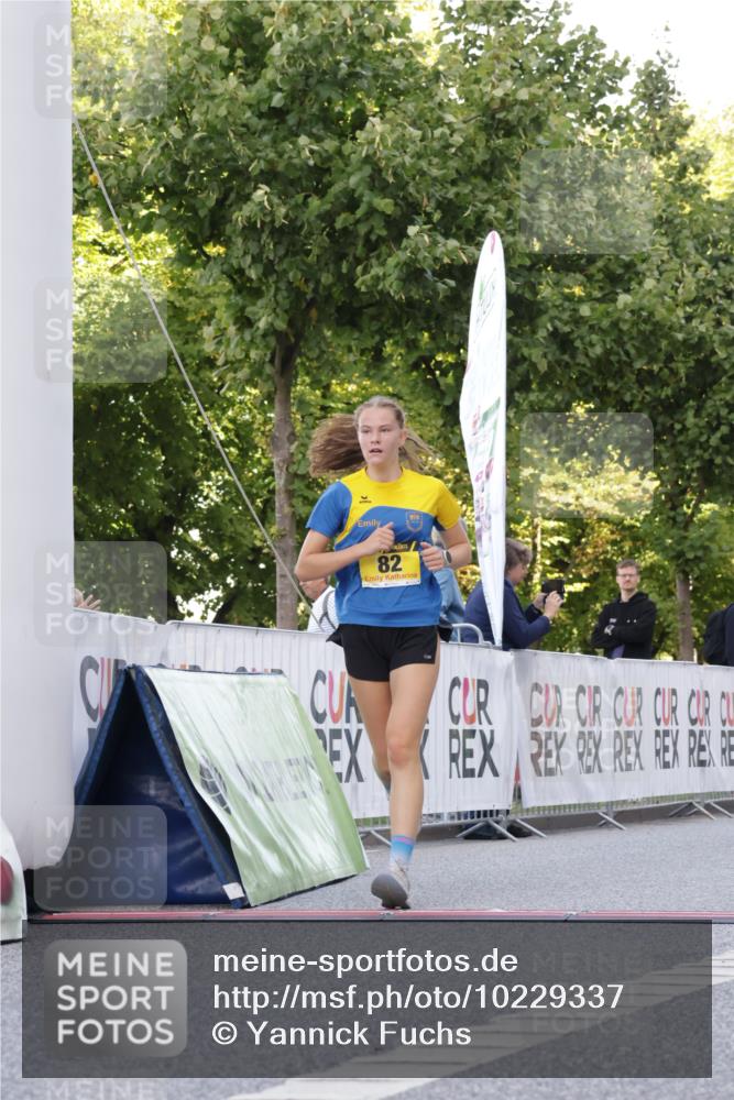 06.09.2026 - CURREX Alsterlauf Yannick Fuchs http://msf.ph/oto/10229337 06.09.2026 11:18:44 Ziel 53, 59, 77, 82 meine-sportfotos.de
