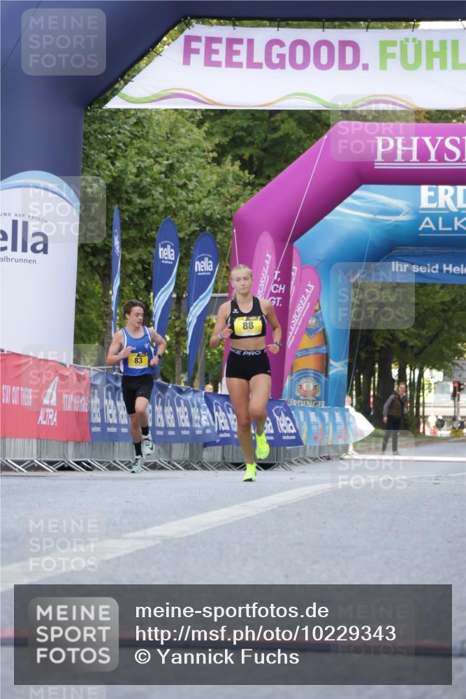 06.09.2026 - CURREX Alsterlauf Yannick Fuchs http://msf.ph/oto/10229343 06.09.2026 11:18:50 Ziel 82, 88 meine-sportfotos.de