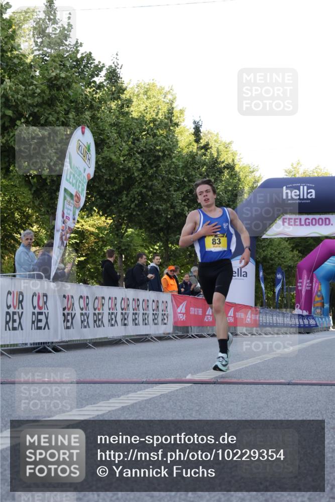 06.09.2026 - CURREX Alsterlauf Yannick Fuchs http://msf.ph/oto/10229354 06.09.2026 11:18:57 Ziel 83, 88 meine-sportfotos.de
