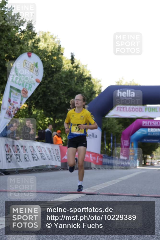 06.09.2026 - CURREX Alsterlauf Yannick Fuchs http://msf.ph/oto/10229389 06.09.2026 11:21:00 Ziel 79 meine-sportfotos.de