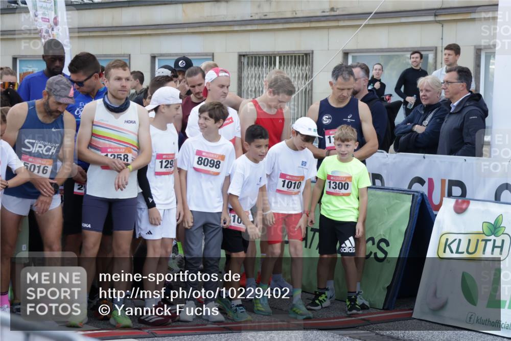 06.09.2026 - CURREX Alsterlauf Yannick Fuchs http://msf.ph/oto/10229402 06.09.2026 11:29:53 Ziel  meine-sportfotos.de