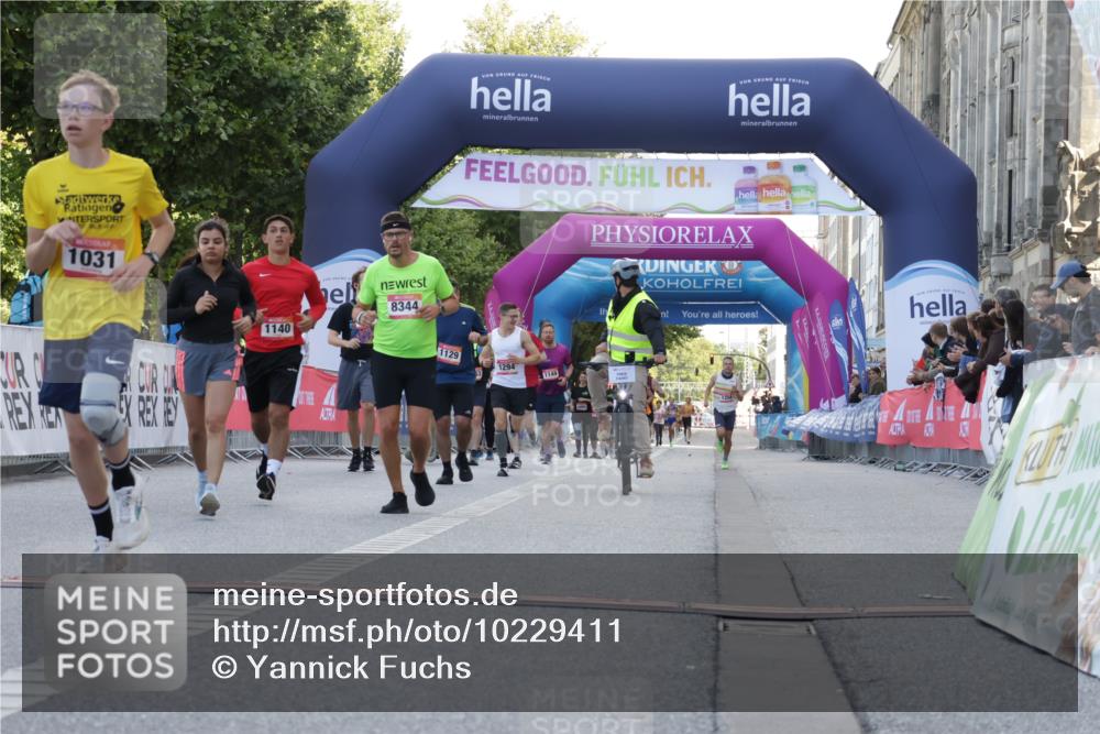 06.09.2026 - CURREX Alsterlauf Yannick Fuchs http://msf.ph/oto/10229411 06.09.2026 11:45:20 Ziel 1031, 1095, 1119, 1129, 1140, 1200, 1234, 1294, 1304, 1318, 4802, 8344 meine-sportfotos.de