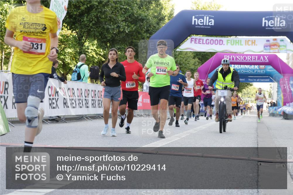 06.09.2026 - CURREX Alsterlauf Yannick Fuchs http://msf.ph/oto/10229414 06.09.2026 11:45:21 Ziel 1031, 1095, 1119, 1129, 1140, 1200, 1294, 1304, 1318, 4802, 8344 meine-sportfotos.de