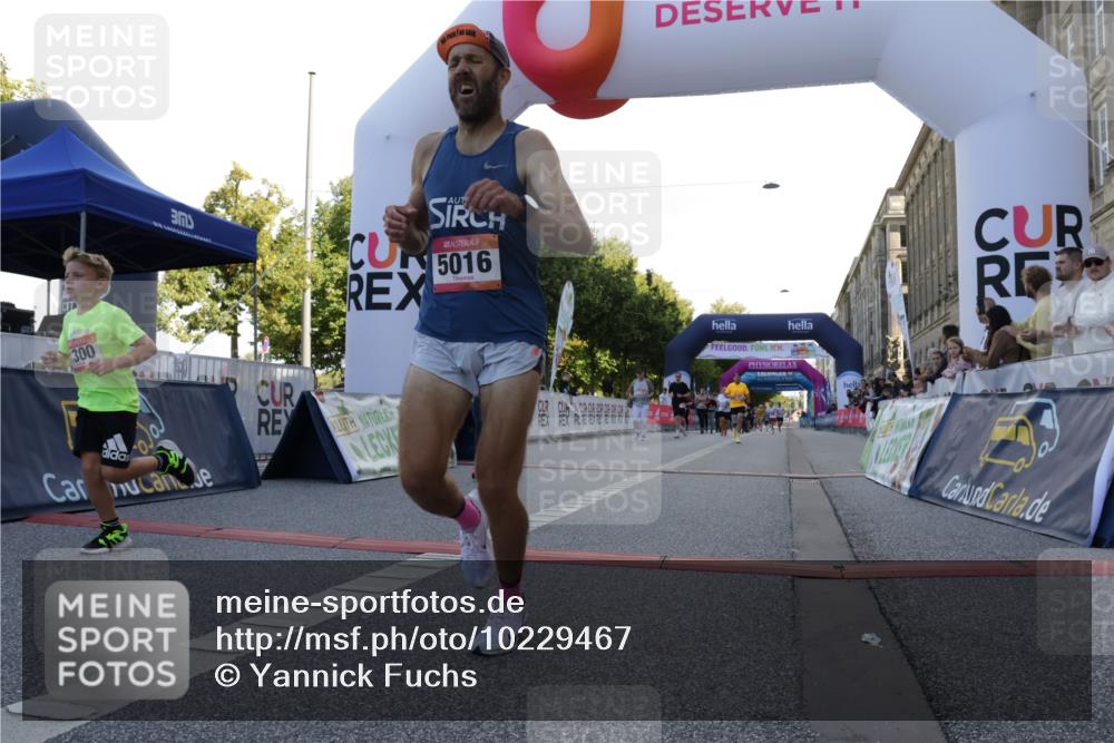 06.09.2026 - CURREX Alsterlauf Yannick Fuchs http://msf.ph/oto/10229467 06.09.2026 11:45:50 Ziel 1148, 1163, 1166, 1167, 1296, 1300, 1308, 1309, 5016, 8285 meine-sportfotos.de