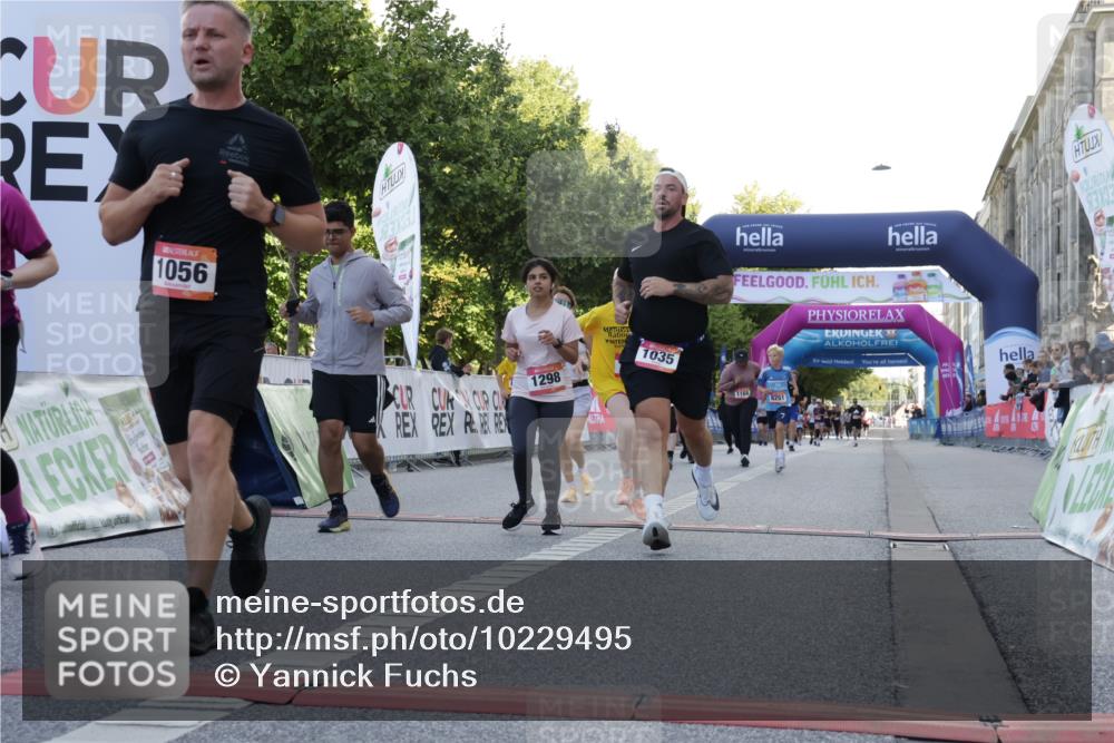 06.09.2026 - CURREX Alsterlauf Yannick Fuchs http://msf.ph/oto/10229495 06.09.2026 11:46:04 Ziel 1010, 1032, 1035, 1056, 1103, 1150, 1209, 1211, 1257, 1298, 1305, 1345, 1346, 3755, 8251, 8291, 8346 meine-sportfotos.de