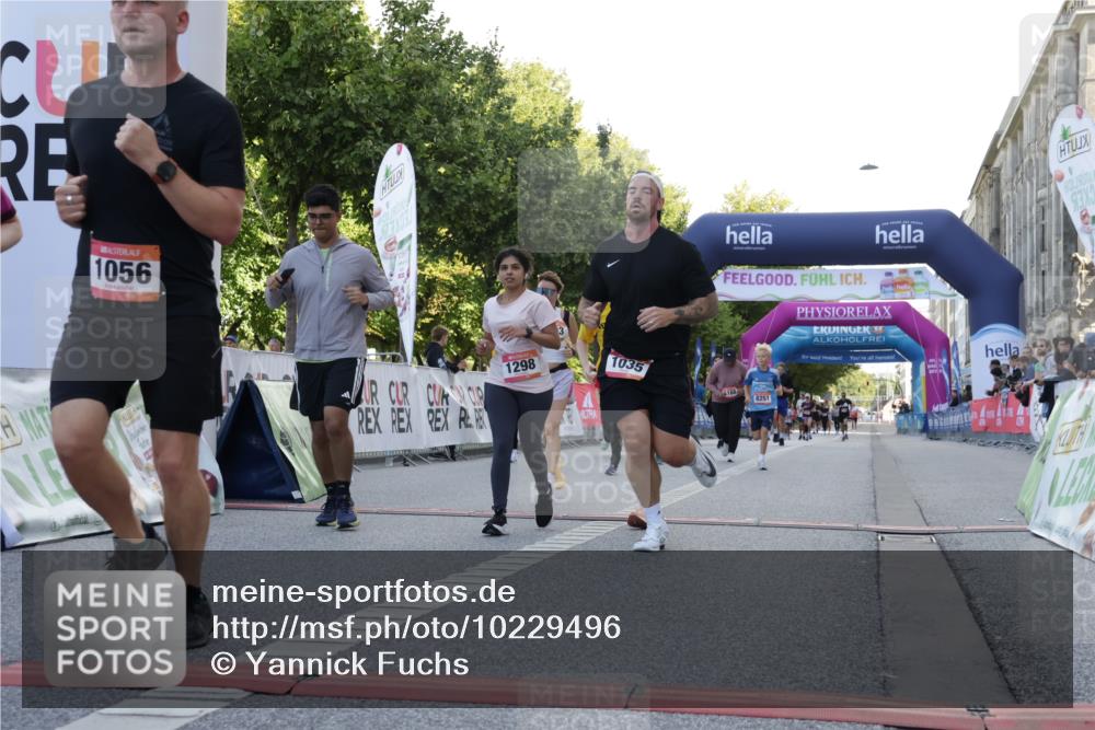 06.09.2026 - CURREX Alsterlauf Yannick Fuchs http://msf.ph/oto/10229496 06.09.2026 11:46:04 Ziel 1010, 1032, 1035, 1056, 1103, 1150, 1209, 1211, 1257, 1298, 1305, 1345, 1346, 3755, 8251, 8291, 8346 meine-sportfotos.de