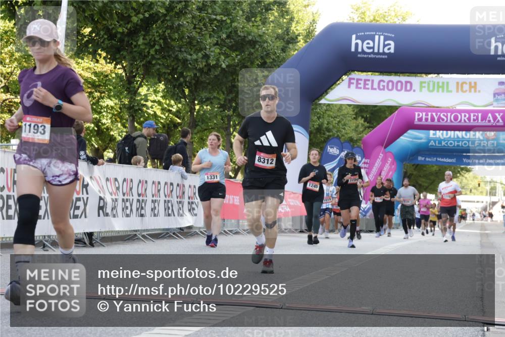 06.09.2026 - CURREX Alsterlauf Yannick Fuchs http://msf.ph/oto/10229525 06.09.2026 11:46:21 Ziel 1134, 1162, 1193, 8312 meine-sportfotos.de