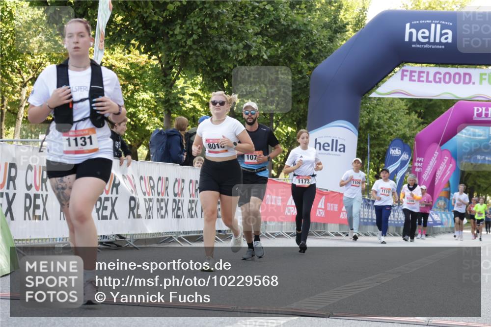 06.09.2026 - CURREX Alsterlauf Yannick Fuchs http://msf.ph/oto/10229568 06.09.2026 11:46:51 Ziel 1020, 1075, 1079, 1131, 1139, 1157, 1173, 8016, 8138 meine-sportfotos.de