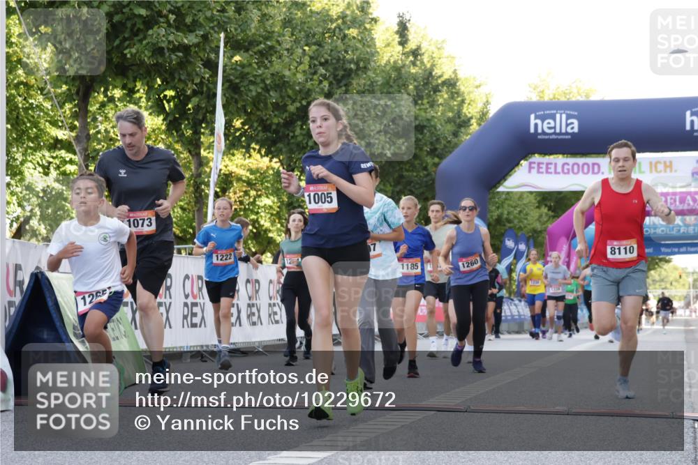 06.09.2026 - CURREX Alsterlauf Yannick Fuchs http://msf.ph/oto/10229672 06.09.2026 11:48:41 Ziel 1005, 1073, 1097, 1170, 1177, 1185, 1222, 1231, 1247, 1260, 1265, 1270, 1272, 1280, 1337, 8110, 8155 meine-sportfotos.de
