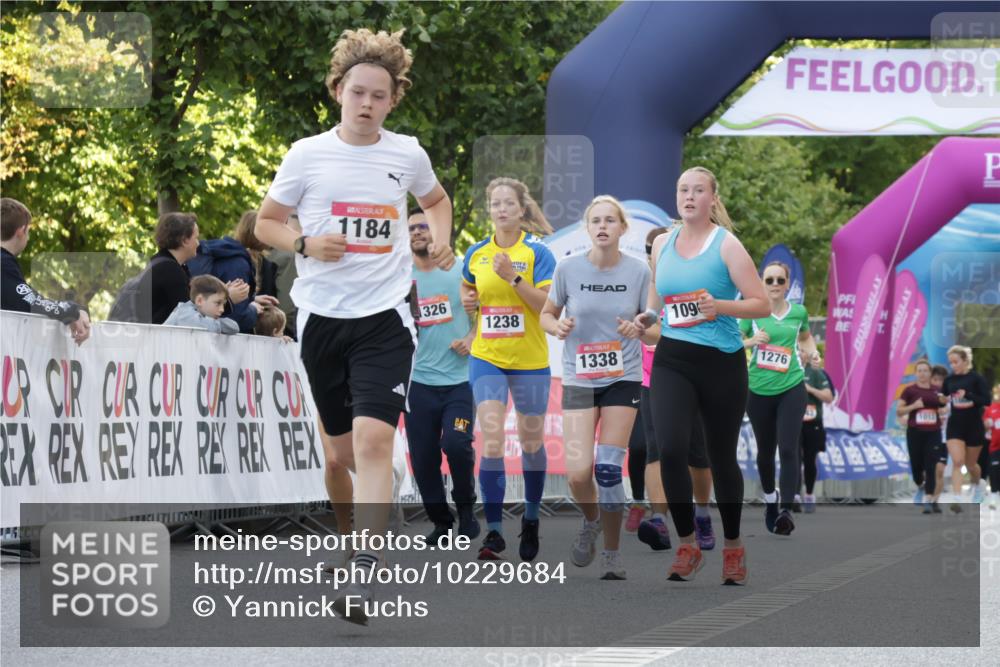 06.09.2026 - CURREX Alsterlauf Yannick Fuchs http://msf.ph/oto/10229684 06.09.2026 11:48:46 Ziel 1005, 1073, 1096, 1097, 1184, 1185, 1222, 1231, 1233, 1238, 1247, 1260, 1265, 1272, 1280, 1337, 1338, 8110, 8155 meine-sportfotos.de