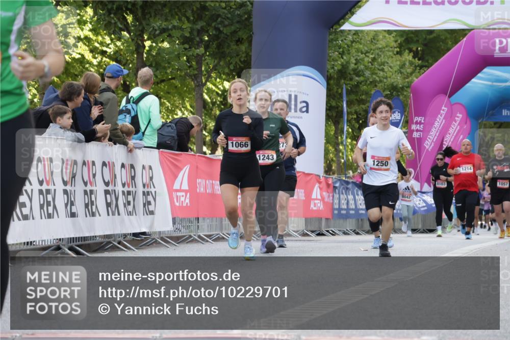 06.09.2026 - CURREX Alsterlauf Yannick Fuchs http://msf.ph/oto/10229701 06.09.2026 11:48:53 Ziel 1066, 1096, 1184, 1233, 1238, 1250, 1275, 1276, 1326, 1338, 8347 meine-sportfotos.de