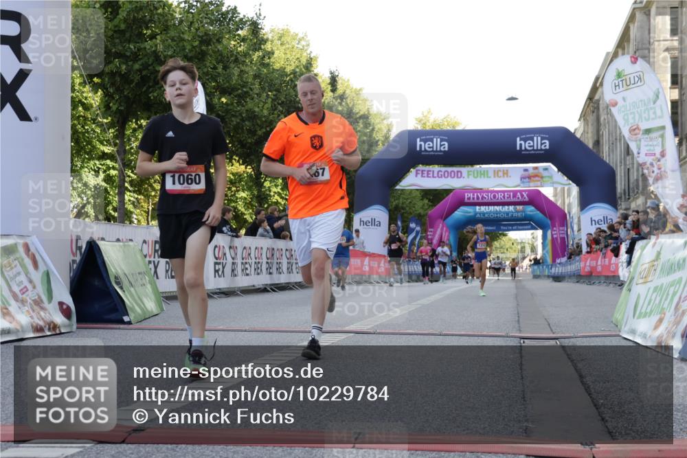 06.09.2026 - CURREX Alsterlauf Yannick Fuchs http://msf.ph/oto/10229784 06.09.2026 11:49:26 Ziel 1060, 1072, 1172, 1216, 1267, 1294, 1312, 8245, 8267 meine-sportfotos.de