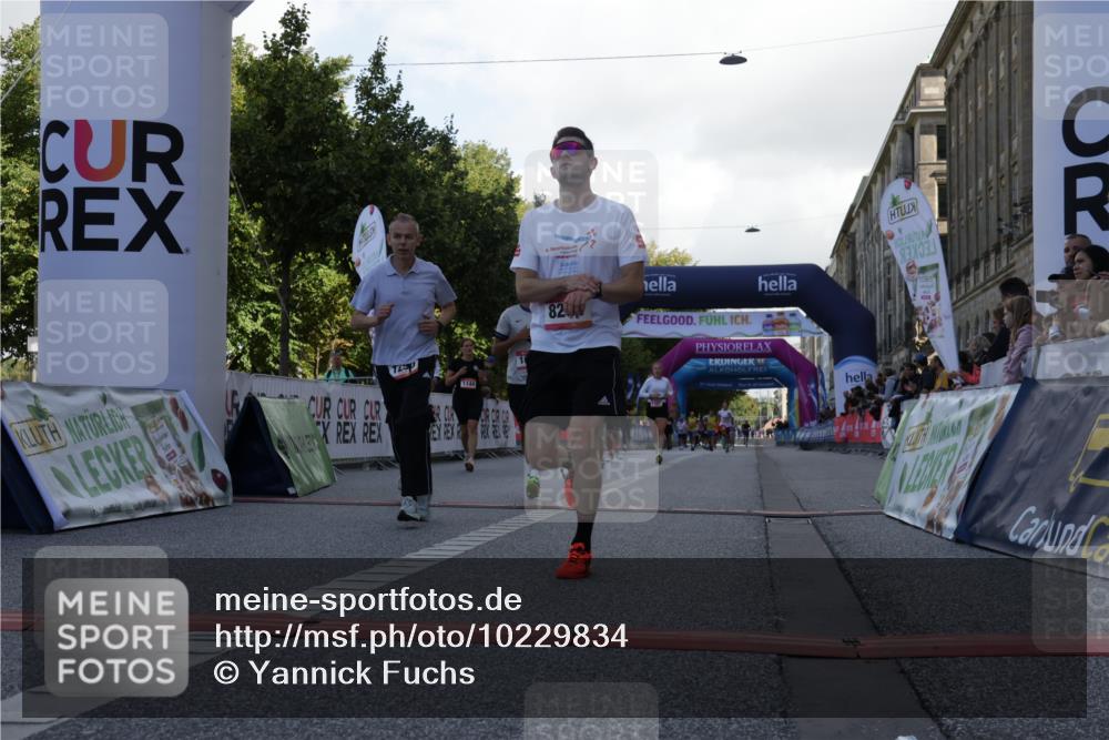 06.09.2026 - CURREX Alsterlauf Yannick Fuchs http://msf.ph/oto/10229834 06.09.2026 11:49:51 Ziel 1004, 1012, 1086, 1101, 1144, 1163, 1290, 1335, 8291 meine-sportfotos.de