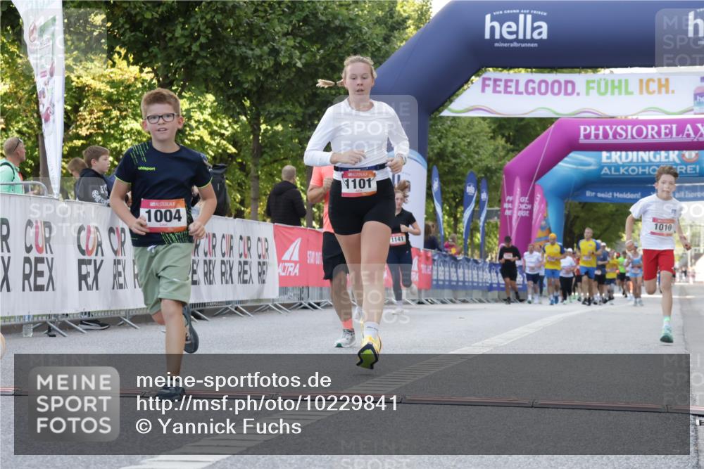 06.09.2026 - CURREX Alsterlauf Yannick Fuchs http://msf.ph/oto/10229841 06.09.2026 11:49:55 Ziel 1004, 1010, 1086, 1101, 1144, 1290, 1335, 8284, 8291 meine-sportfotos.de