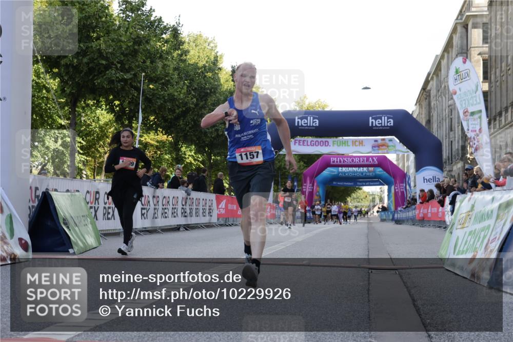 06.09.2026 - CURREX Alsterlauf Yannick Fuchs http://msf.ph/oto/10229926 06.09.2026 11:50:49 Ziel 1149, 1157, 1199, 1234, 1299 meine-sportfotos.de