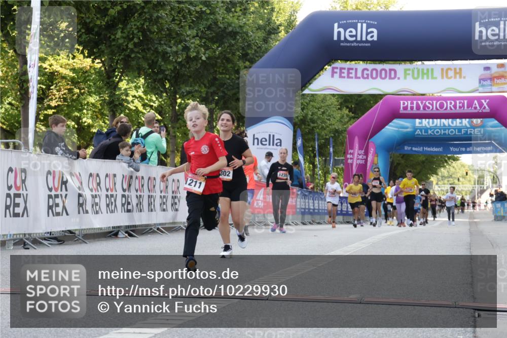 06.09.2026 - CURREX Alsterlauf Yannick Fuchs http://msf.ph/oto/10229930 06.09.2026 11:50:54 Ziel 1157, 1199, 1211, 1234, 1302 meine-sportfotos.de