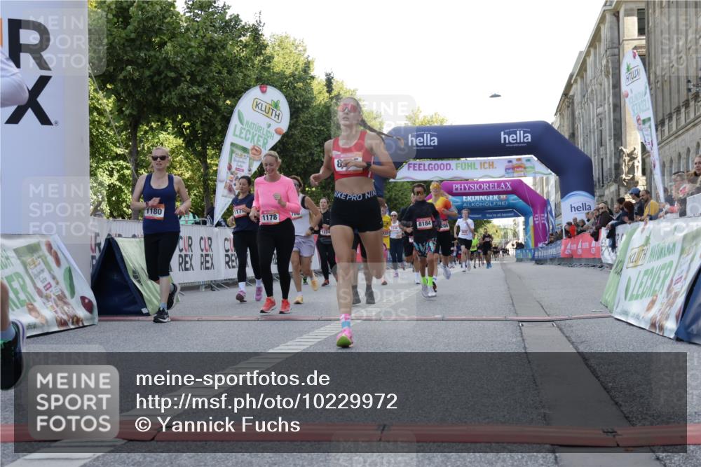 06.09.2026 - CURREX Alsterlauf Yannick Fuchs http://msf.ph/oto/10229972 06.09.2026 11:51:20 Ziel 1032, 1035, 1079, 1103, 1129, 1178, 1179, 1180, 1182, 1224, 1300, 1314, 4444, 8047, 8184, 8208, 8285, 8312, 8335 meine-sportfotos.de