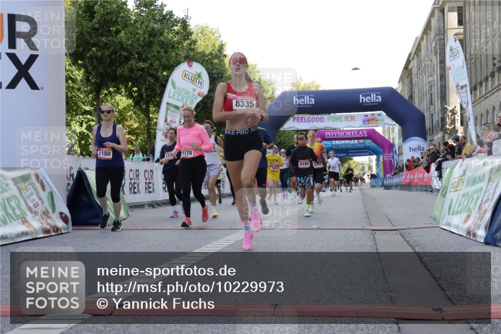 06.09.2026 - CURREX Alsterlauf Yannick Fuchs http://msf.ph/oto/10229973 06.09.2026 11:51:20 Ziel 1032, 1035, 1079, 1103, 1129, 1178, 1179, 1180, 1182, 1224, 1300, 1314, 4444, 8047, 8184, 8208, 8285, 8312, 8335 meine-sportfotos.de