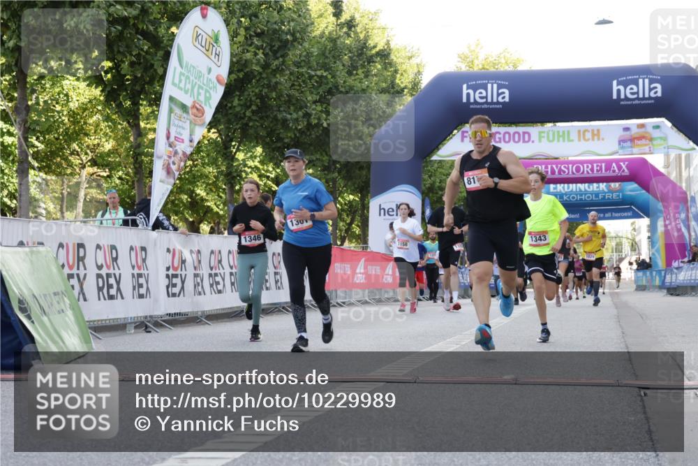 06.09.2026 - CURREX Alsterlauf Yannick Fuchs http://msf.ph/oto/10229989 06.09.2026 11:51:28 Ziel 1032, 1035, 1103, 1129, 1148, 1178, 1179, 1224, 1300, 1301, 1343, 1346, 8047, 8172, 8184, 8208 meine-sportfotos.de