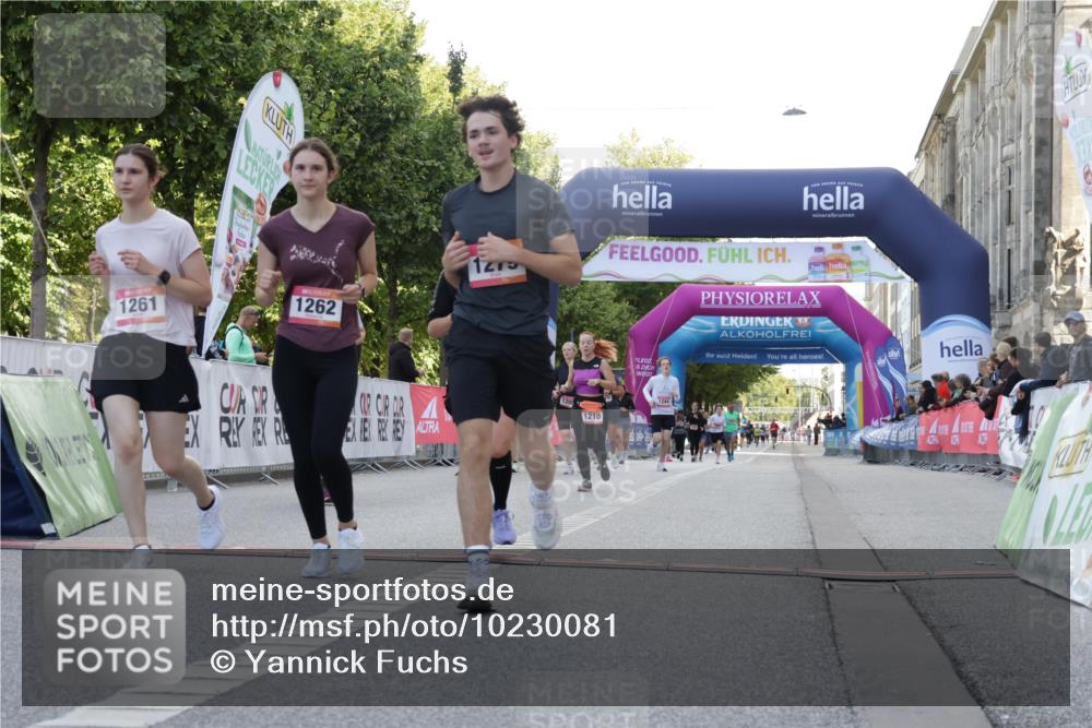 06.09.2026 - CURREX Alsterlauf Yannick Fuchs http://msf.ph/oto/10230081 06.09.2026 11:52:08 Ziel 1085, 1108, 1154, 1193, 1210, 1218, 1261, 1262, 1279, 1330, 8138 meine-sportfotos.de