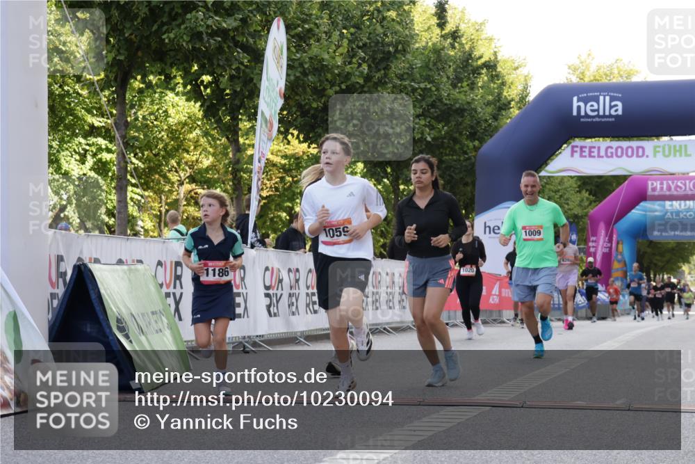 06.09.2026 - CURREX Alsterlauf Yannick Fuchs http://msf.ph/oto/10230094 06.09.2026 11:52:21 Ziel 1009, 1020, 1059, 1120, 1186, 1205, 1206, 1215, 1244, 1266, 1304 meine-sportfotos.de
