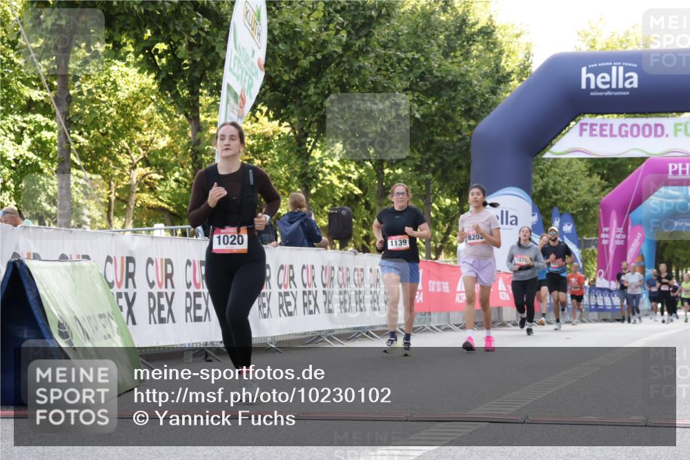 06.09.2026 - CURREX Alsterlauf Yannick Fuchs http://msf.ph/oto/10230102 06.09.2026 11:52:25 Ziel 1009, 1020, 1059, 1120, 1139, 1186, 1215, 1266, 1304 meine-sportfotos.de