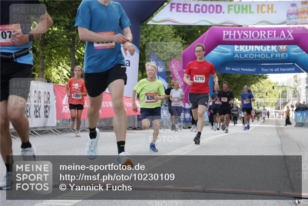 06.09.2026 - CURREX Alsterlauf Yannick Fuchs http://msf.ph/oto/10230109 06.09.2026 11:52:33 Ziel 1007, 1020, 1075, 1076, 1139, 8028, 8202, 8269, 8270 meine-sportfotos.de