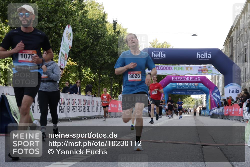 06.09.2026 - CURREX Alsterlauf Yannick Fuchs http://msf.ph/oto/10230112 06.09.2026 11:52:34 Ziel 1007, 1075, 1076, 1139, 8028, 8202, 8269, 8270 meine-sportfotos.de
