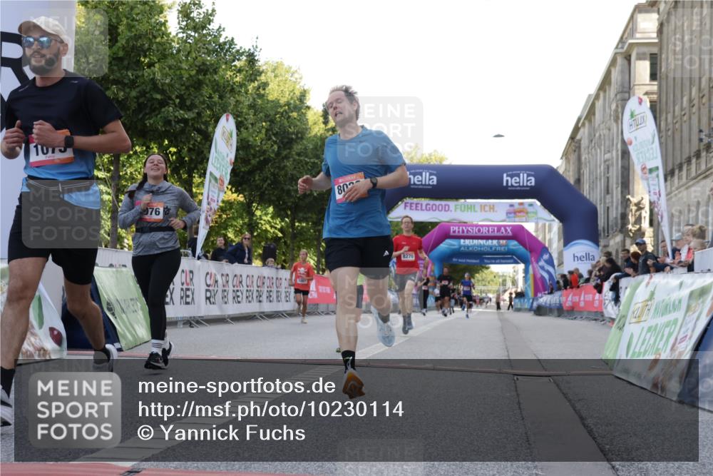 06.09.2026 - CURREX Alsterlauf Yannick Fuchs http://msf.ph/oto/10230114 06.09.2026 11:52:34 Ziel 1007, 1075, 1076, 1139, 8028, 8202, 8269, 8270 meine-sportfotos.de
