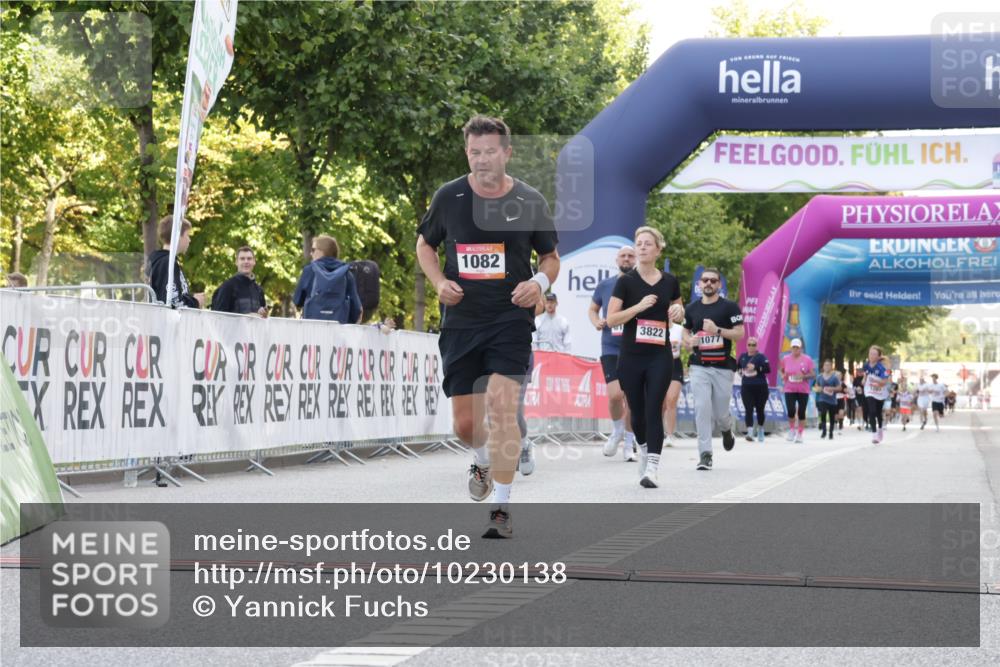 06.09.2026 - CURREX Alsterlauf Yannick Fuchs http://msf.ph/oto/10230138 06.09.2026 11:52:45 Ziel 1007, 1077, 1082, 1310, 3821, 3822 meine-sportfotos.de