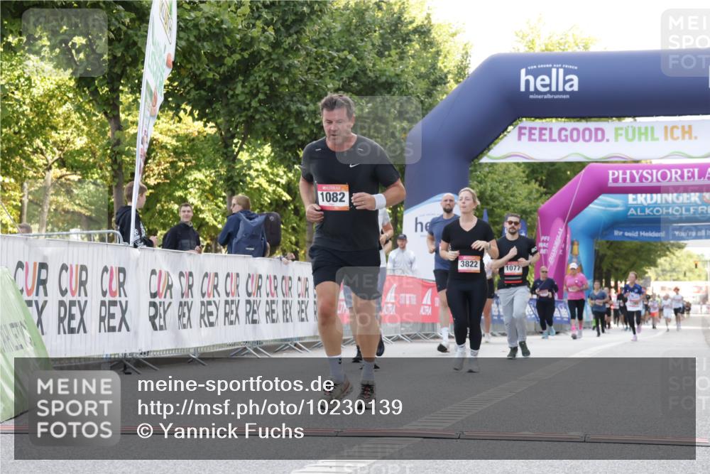 06.09.2026 - CURREX Alsterlauf Yannick Fuchs http://msf.ph/oto/10230139 06.09.2026 11:52:45 Ziel 1007, 1077, 1082, 1310, 3821, 3822 meine-sportfotos.de